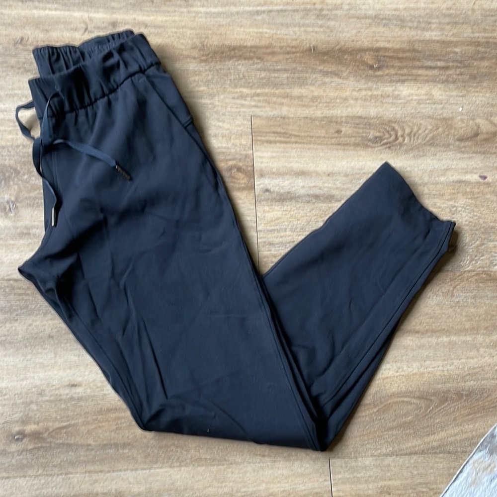 Lululemon On The Fly Pant black size 4